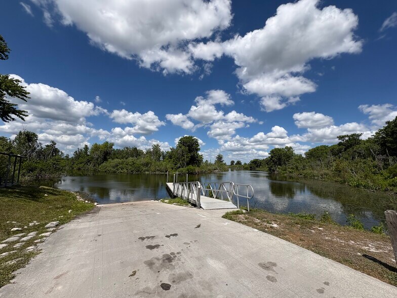 More Photos Of Lake Panasoffkee, Lake Panasoffkee Land For Sale