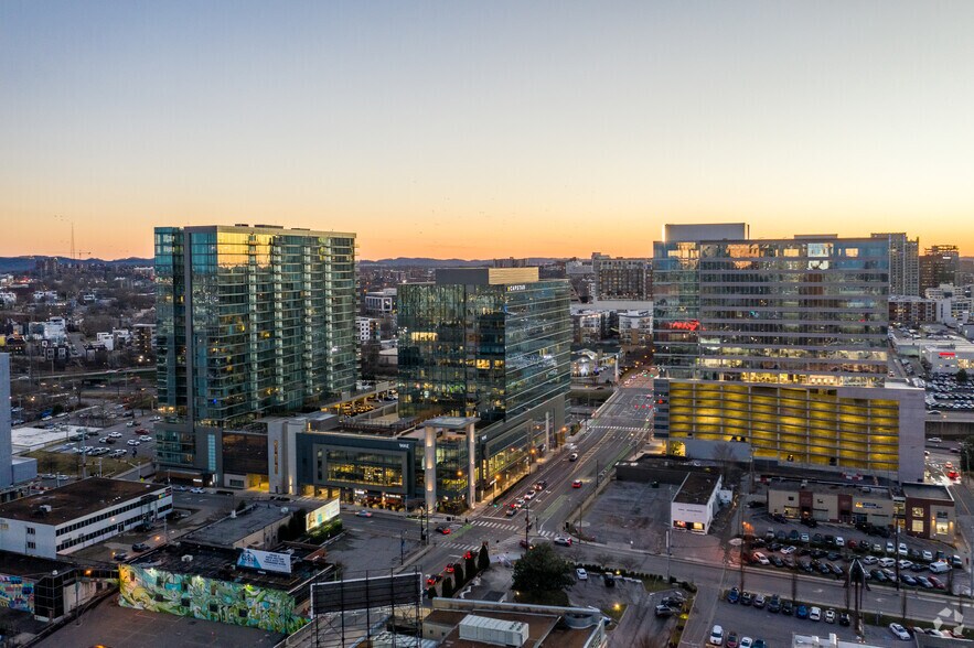 More Photos Of 1201 Demonbreun St, Nashville Office For Lease