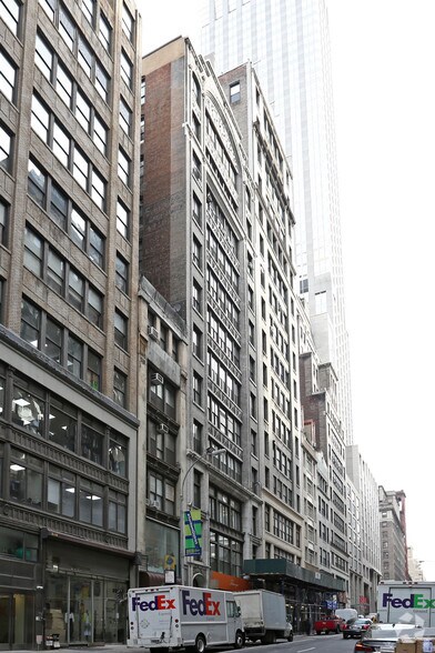 More Photos Of 19-21 W 36th St, New York Office For Lease