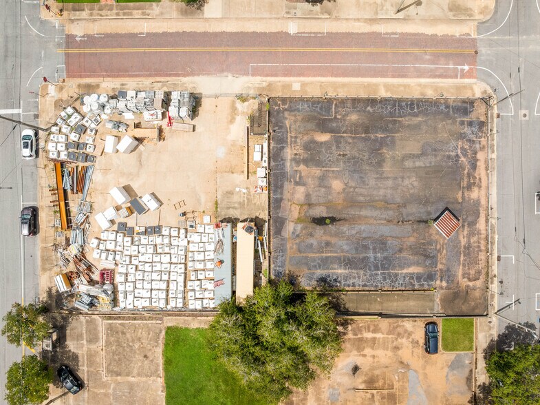 More Photos Of 429 Johnston St, Alexandria Parking Garage For Sale