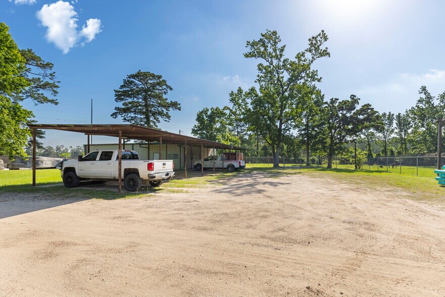 More Photos Of 13568 Oil Field Rd, Conroe Office Residential For Lease