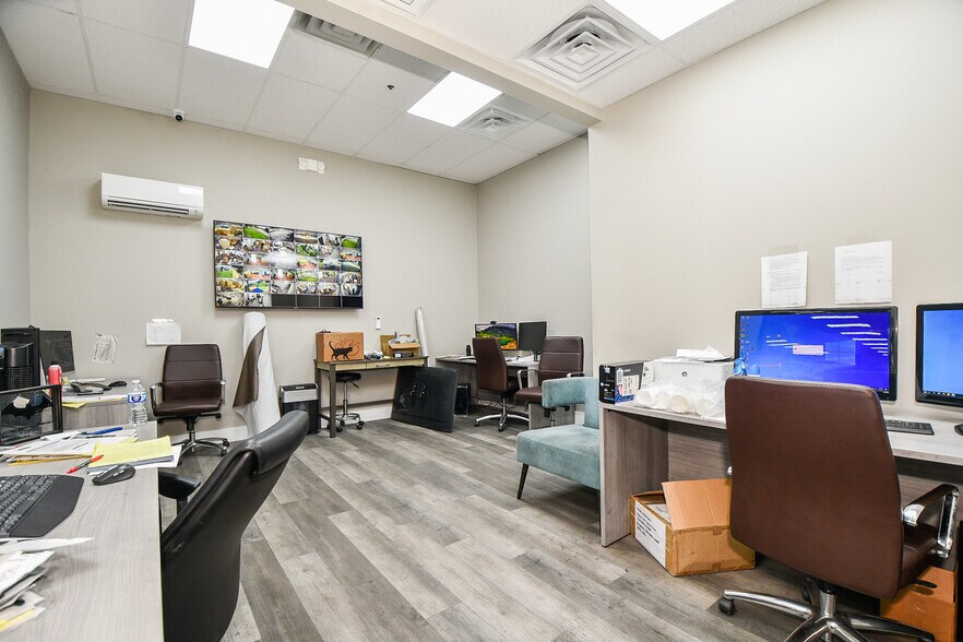 More Photos Of 10860 Rockley Rd, Houston Warehouse For Sale