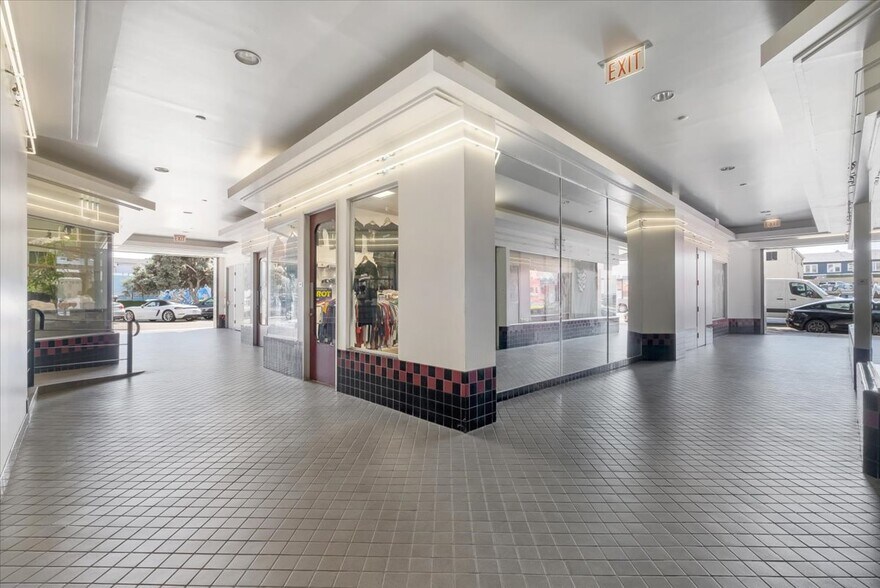 More Photos Of 2525 Main St, Santa Monica Office For Lease