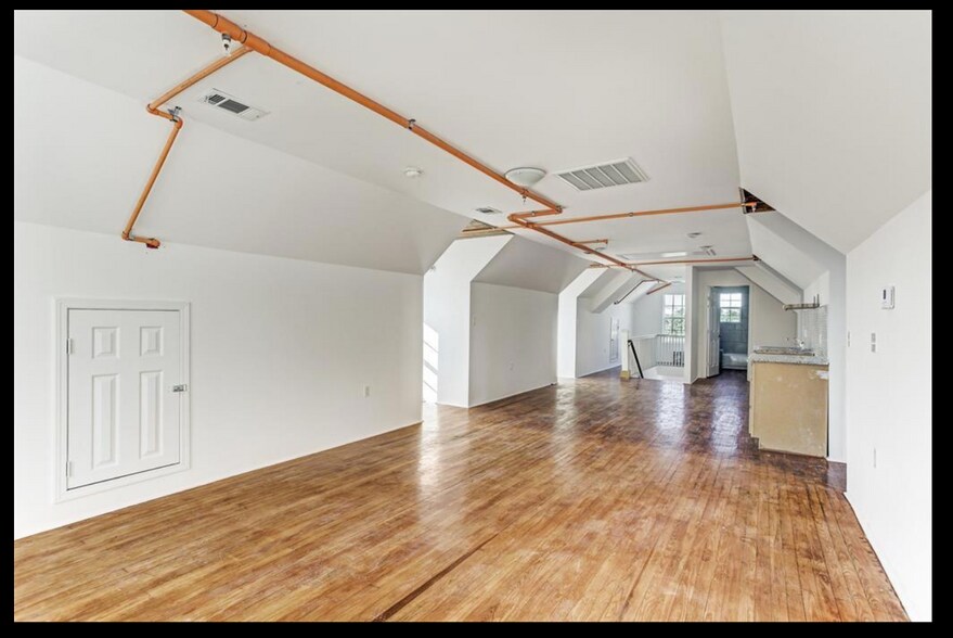 More Photos Of 2602 Isabella St, Houston Apartments For Sale