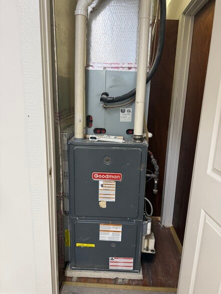 More Photos Of 322-324 N 7th St, Allentown Storefront Retail Residential For Lease