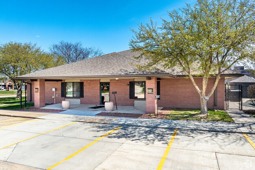 Primary Photo Of 7210 Vista Dr, West Des Moines Daycare Center For Sale