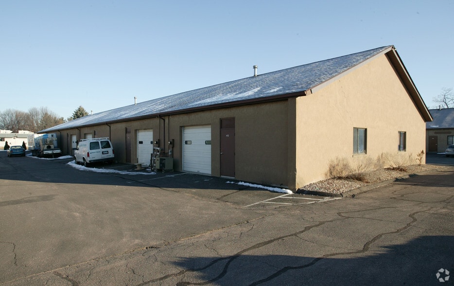 More Photos Of 160 Oak St, Glastonbury Light Manufacturing For Sale
