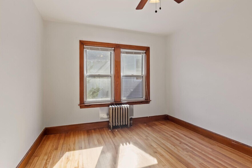 More Photos Of 158 Fairhaven Rd, Worcester Storefront Retail Residential For Sale