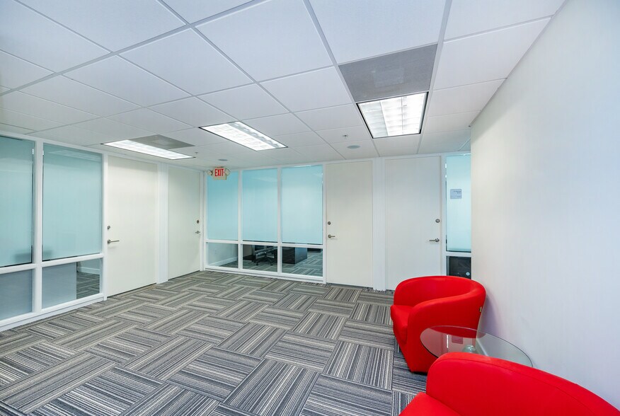 More Photos Of 1110 Brickell Ave, Miami Office For Lease