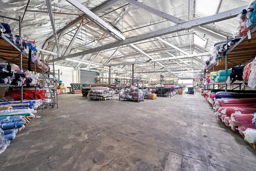 More Photos Of 3900-3912 S Broadway Pl, Los Angeles Manufacturing For Sale