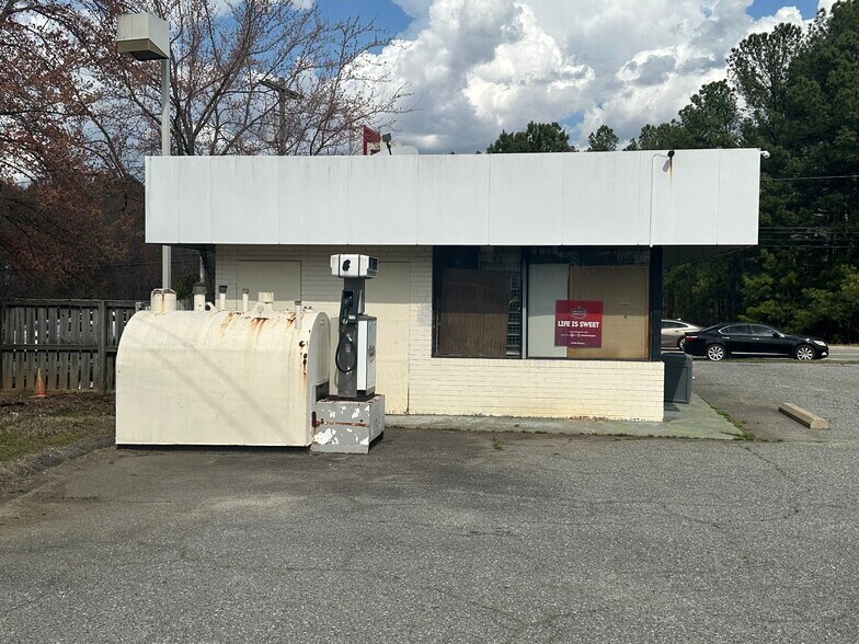 More Photos Of 2170 Dale Earnhardt Blvd, Kannapolis Convenience Store For Sale