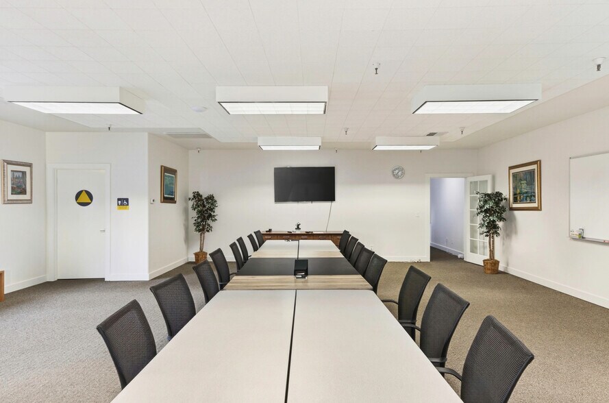 More Photos Of 1272 Hayes St, Napa Medical For Lease