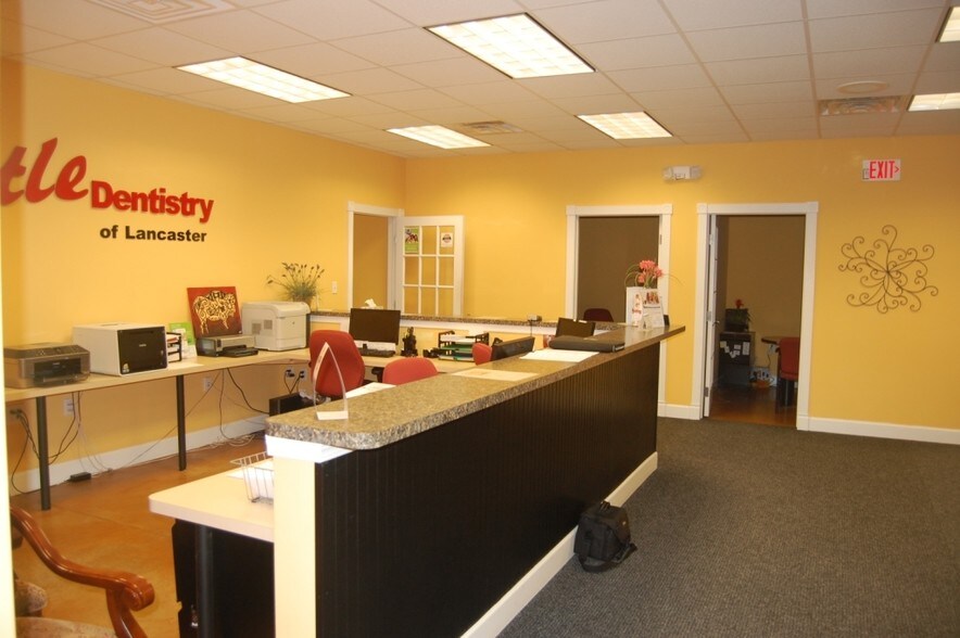 More Photos Of 5007 Transit Rd, Depew Storefront Retail Office For Lease