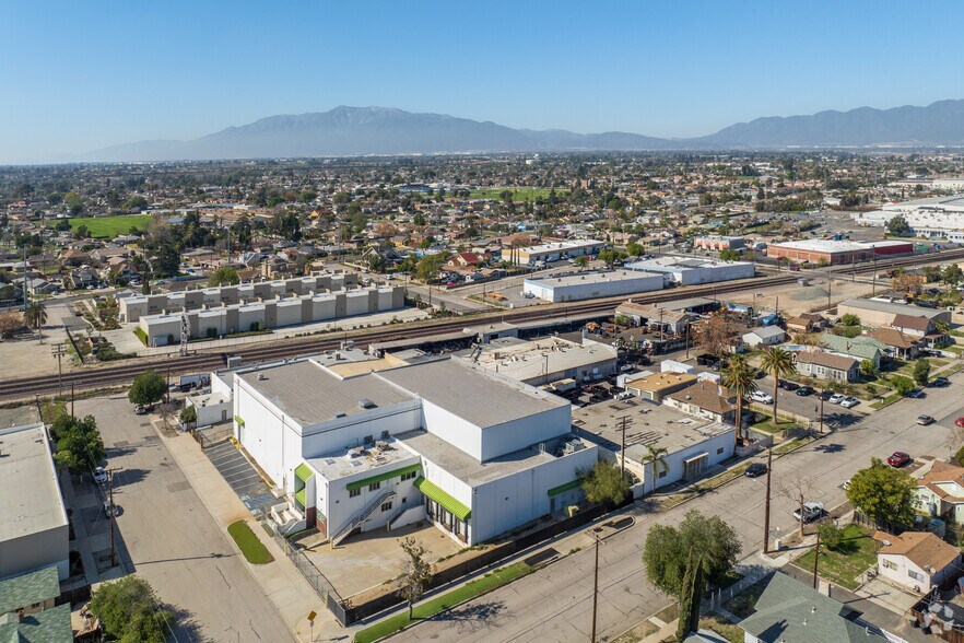 More Photos Of 223 W B St, Colton Manufacturing For Sale