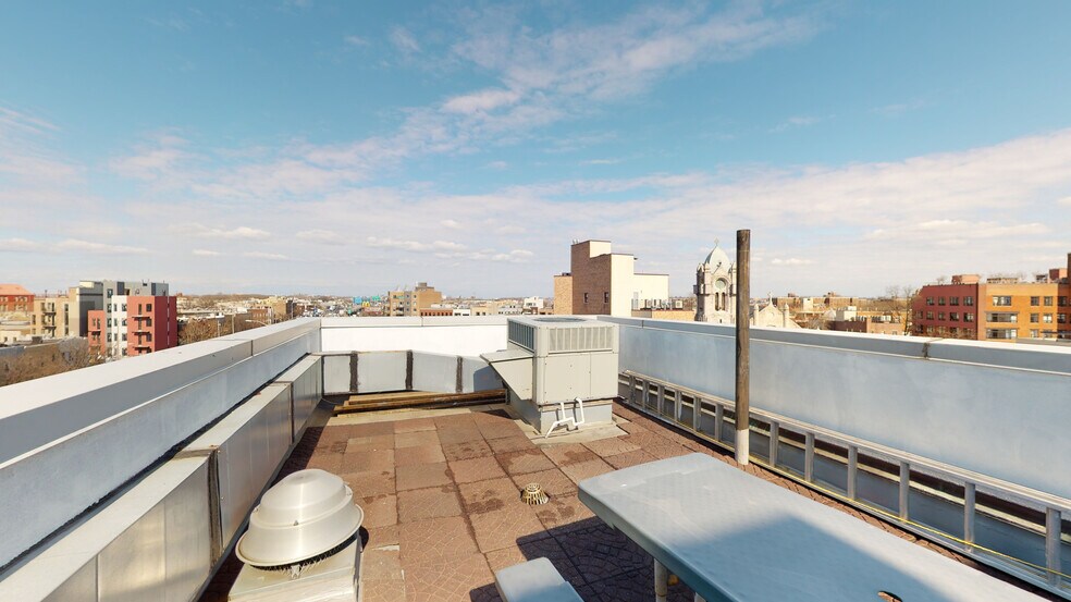 More Photos Of 518 Meeker Ave, Brooklyn Apartments For Sale