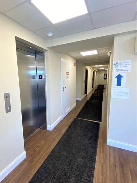 More Photos Of 1909 Great Neck Rd, Copiague Freestanding For Lease