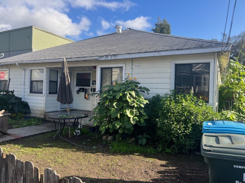 More Photos Of 106 Sebastopol Ave, Santa Rosa Apartments For Sale