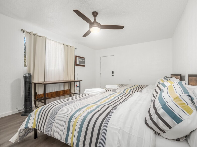 More Photos Of 32989 Weatherly Ln, North Fork Apartments For Sale