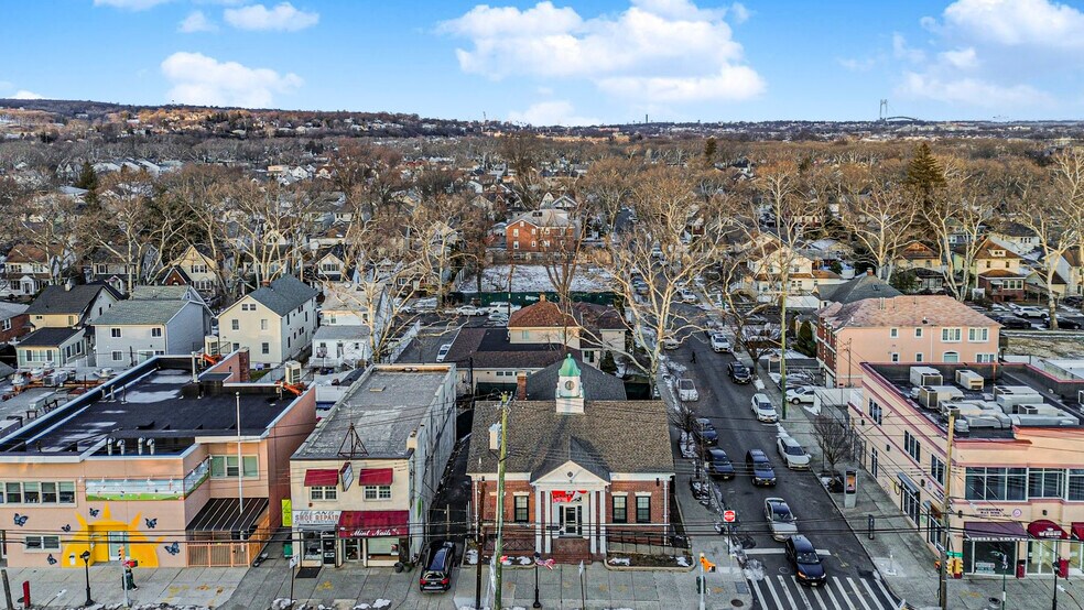 More Photos Of 257 New Dorp Ln, Staten Island Bank For Sale