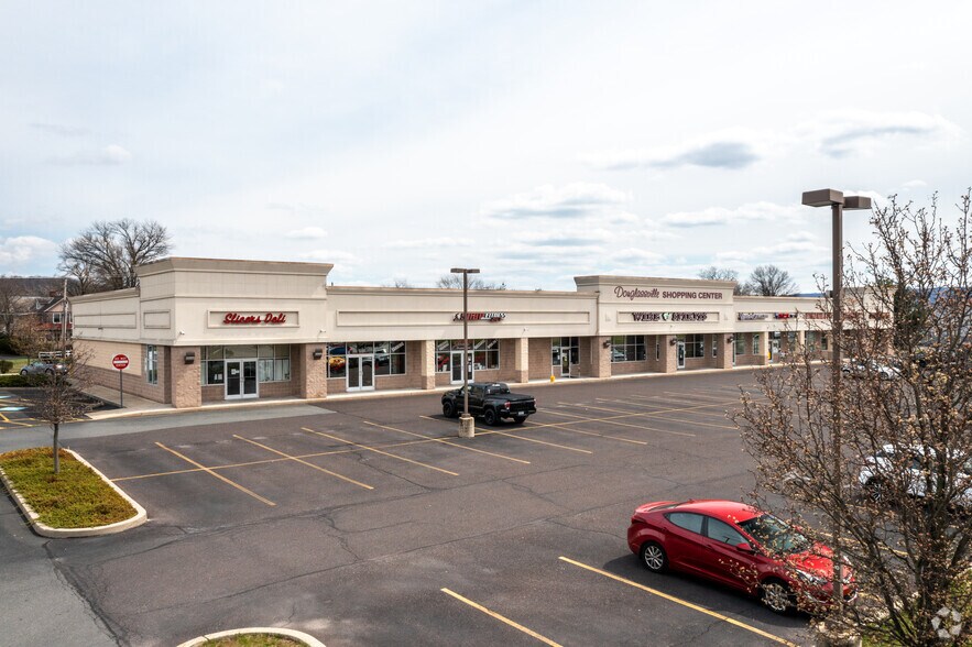 More Photos Of 180 Old Swede Hwy, Douglassville Freestanding For Lease