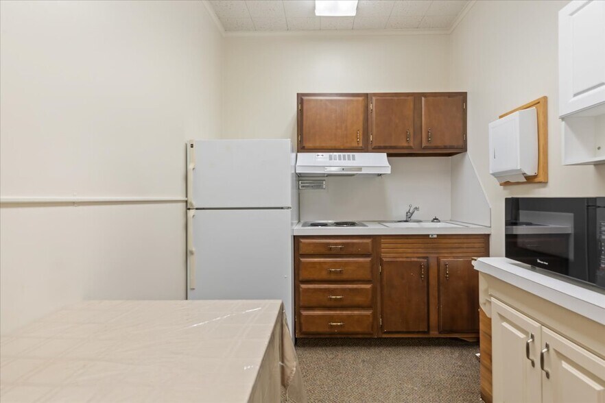 More Photos Of 127 Pearl St, Council Bluffs Office For Lease
