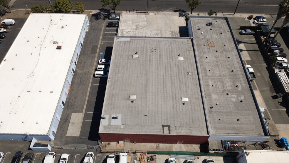 More Photos Of 14901 Chestnut St, Westminster Warehouse For Sale