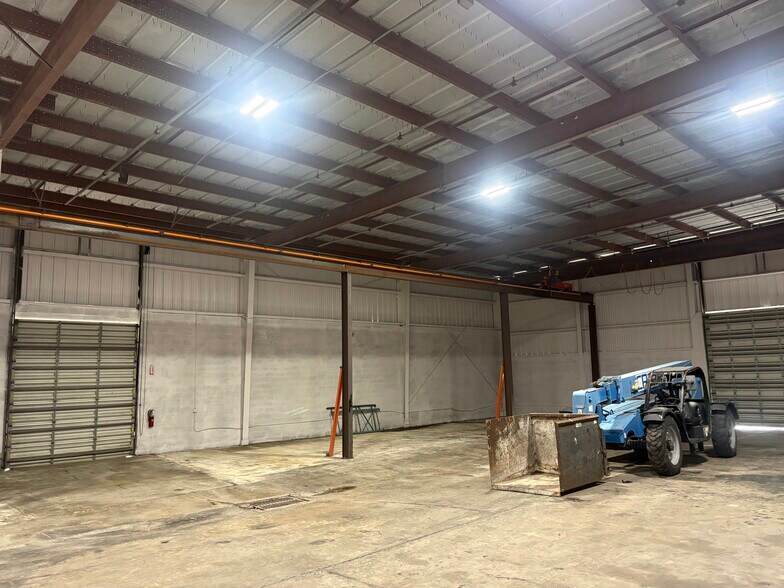 More Photos Of 1800 4th Avenue Ext, Lake Worth Beach Warehouse For Lease
