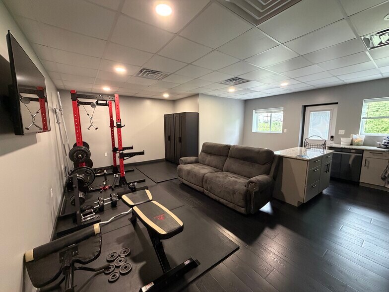 More Photos Of 144 Dance Hall Rd, Apollo Flex For Sale