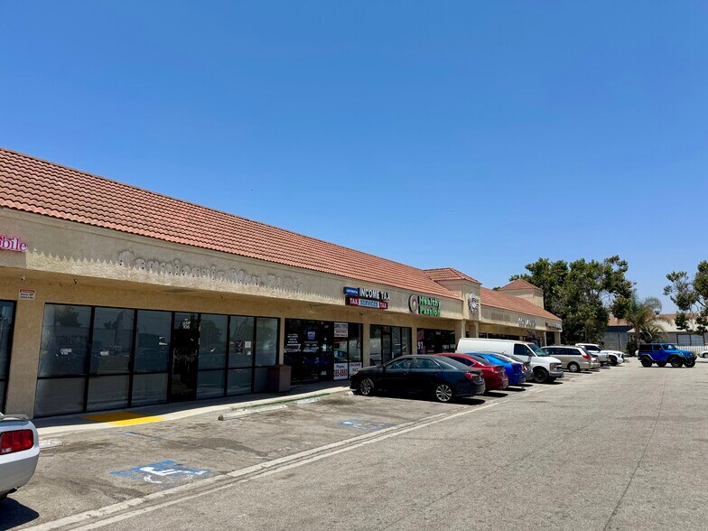 Primary Photo Of 2631-2675 E Vineyard Ave, Oxnard Unknown For Lease