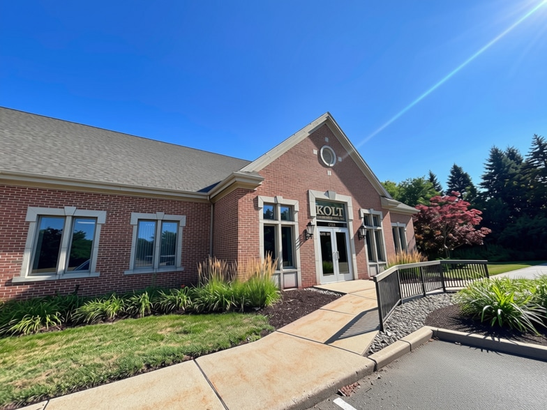 Primary Photo Of 2104 Jolly Rd, Okemos Medical For Sale