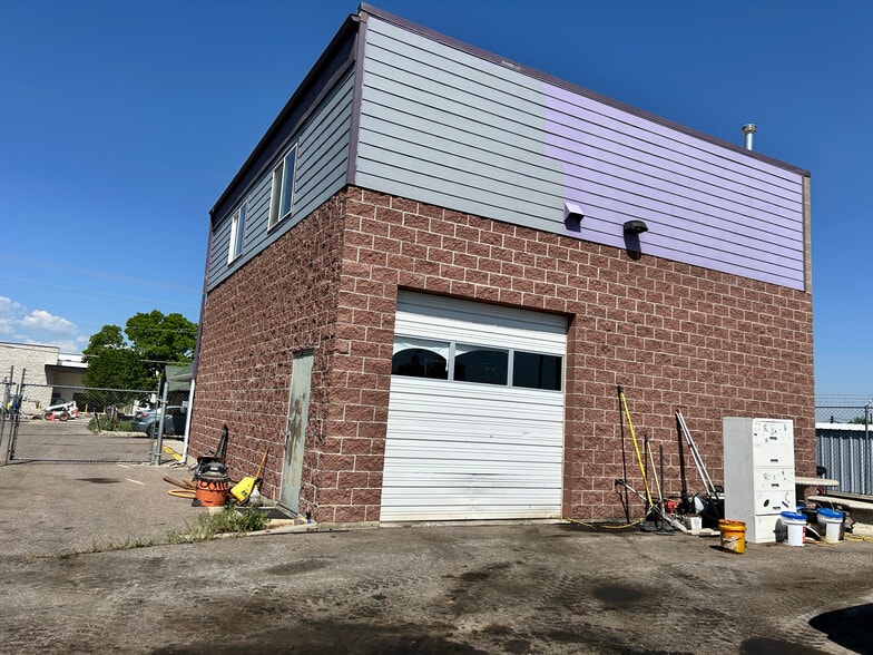 More Photos Of 6838 Lowell Blvd, Denver Warehouse For Sale