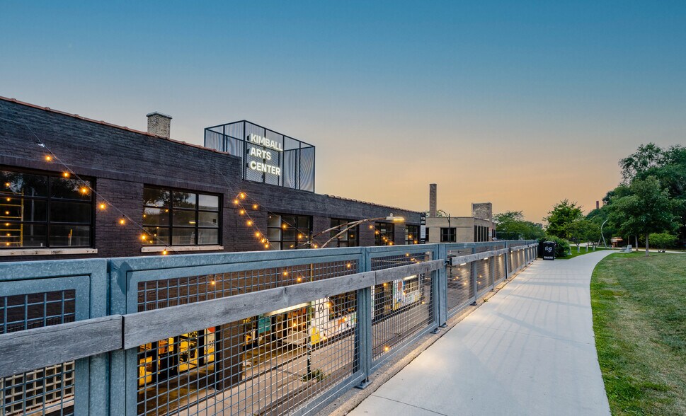 More Photos Of 1757 N Kimball Ave, Chicago Flex For Lease