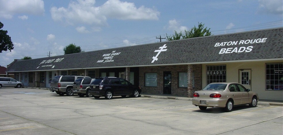 More Photos Of 15959 Hewwood Ave, Baton Rouge Storefront Retail Office For Sale