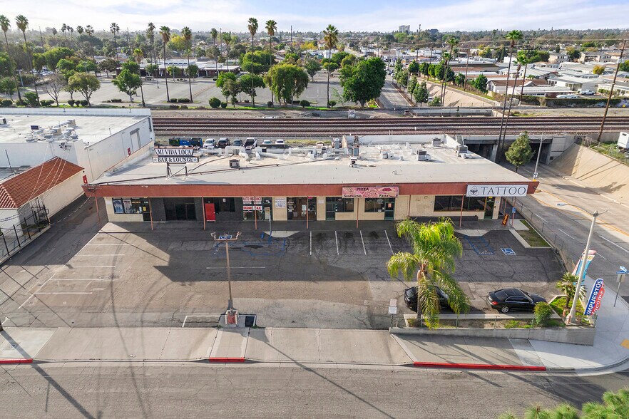 More Photos Of 910-924 Williamson Ave, Fullerton Freestanding For Sale