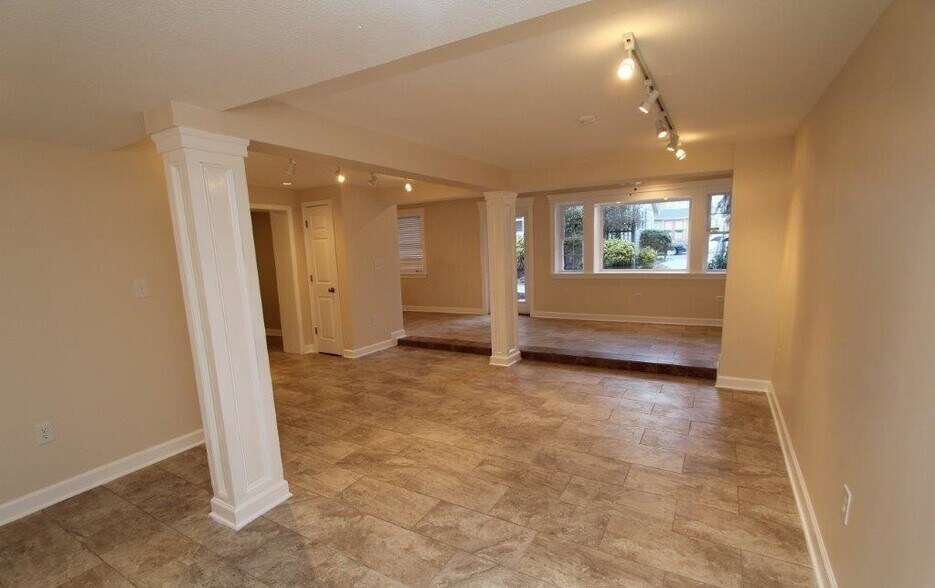 More Photos Of 46 Baltimore Ave, Rehoboth Beach Storefront Retail Office For Lease