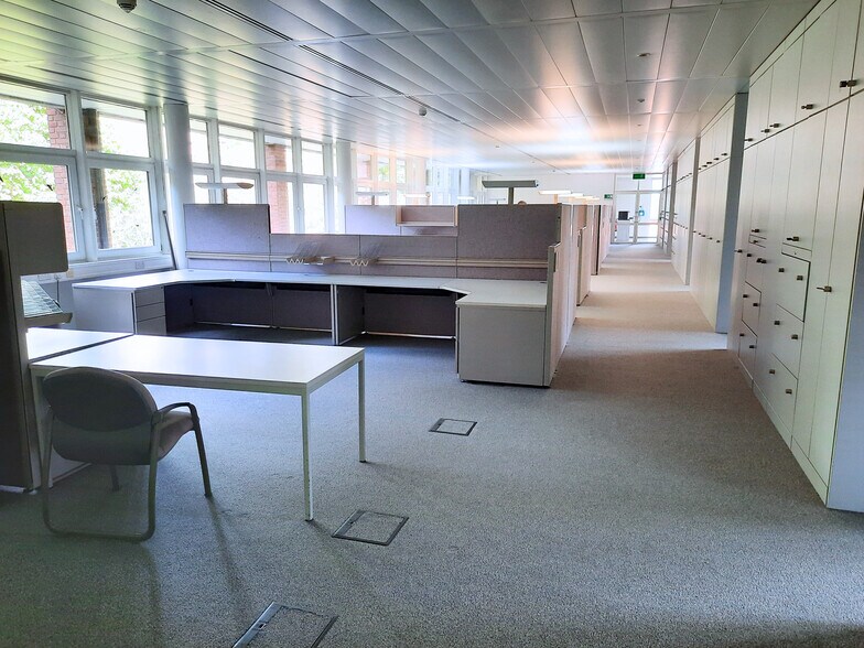 More Photos Of Walford, Walford Office For Sale