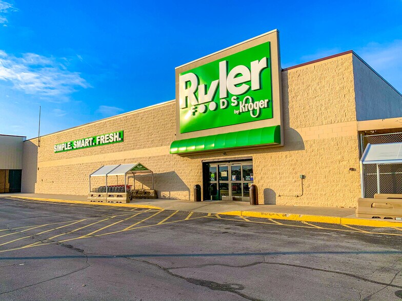 More Photos Of 1921-1955 Havemann Rd, Celina Freestanding For Lease