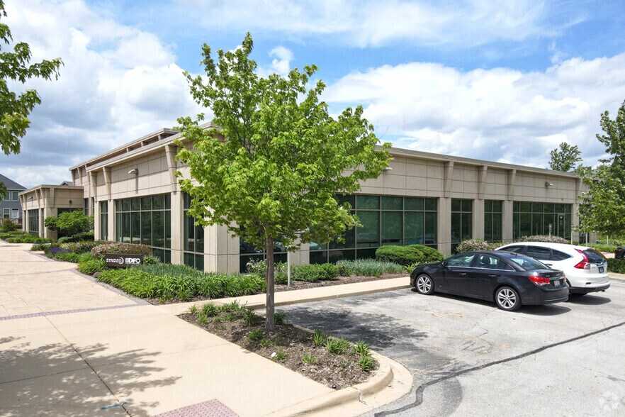 More Photos Of 320 Cardinal Dr, St Charles Medical For Lease