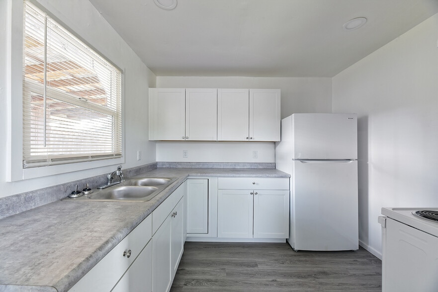 More Photos Of 1808 Spring St, Medford Apartments For Sale