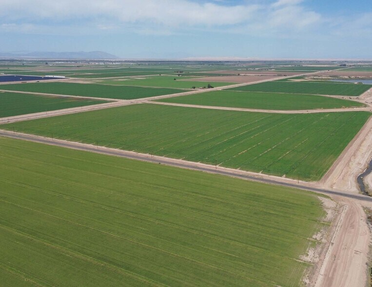 Primary Photo Of NEC Diehl Rd & Derrick Rd, El Centro Land For Sale