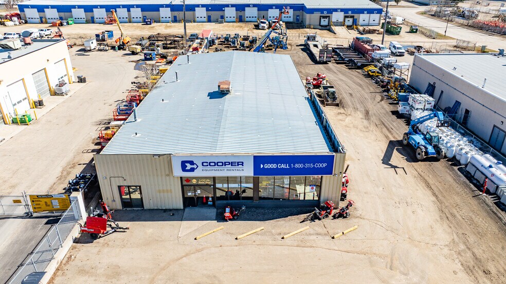 More Photos Of 7895 50 Av, Red Deer Warehouse For Sale