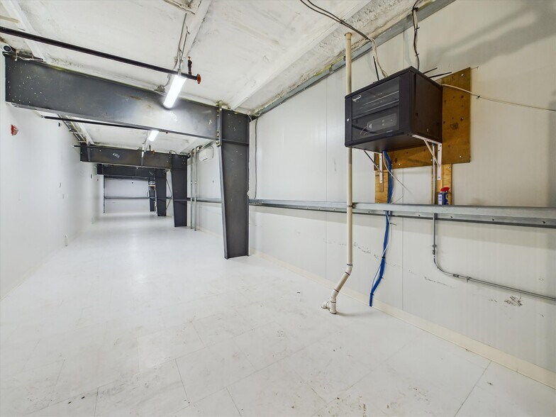 More Photos Of 39057 State Highway 299, Willow Creek Warehouse For Sale