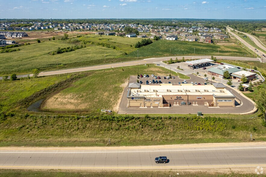 More Photos Of 9931-9947 Hudson Blvd N, Lake Elmo General Retail For Lease