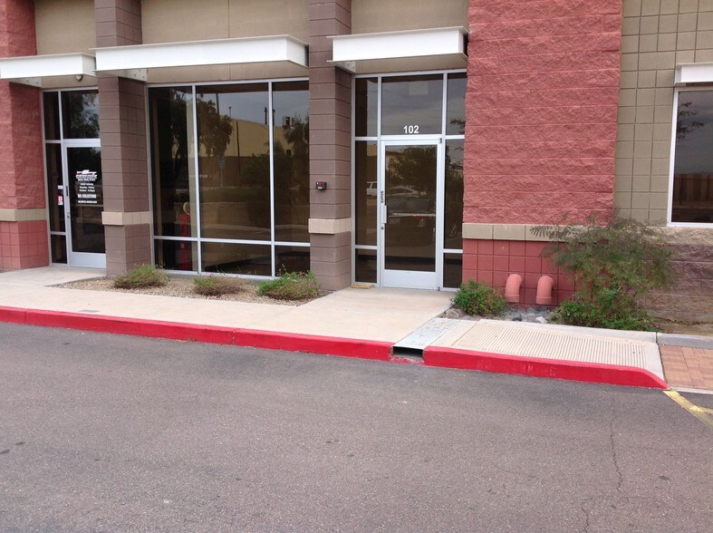 More Photos Of 8961 N 79th Ave, Peoria Warehouse For Lease