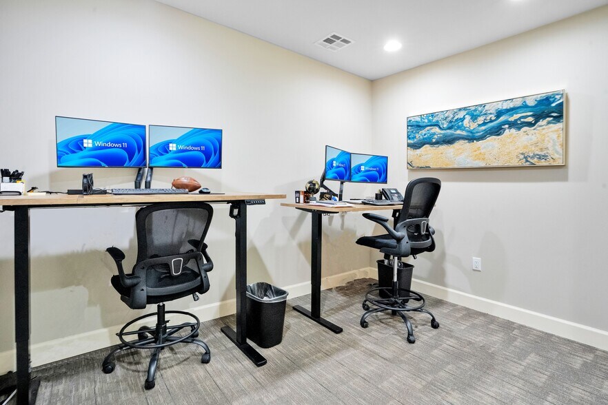 More Photos Of 1017 E South St, Orlando Office Residential For Sale