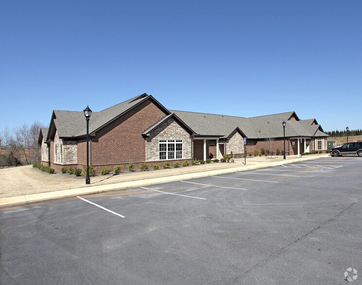 More Photos Of 401 Permian Way, Villa Rica Office For Lease