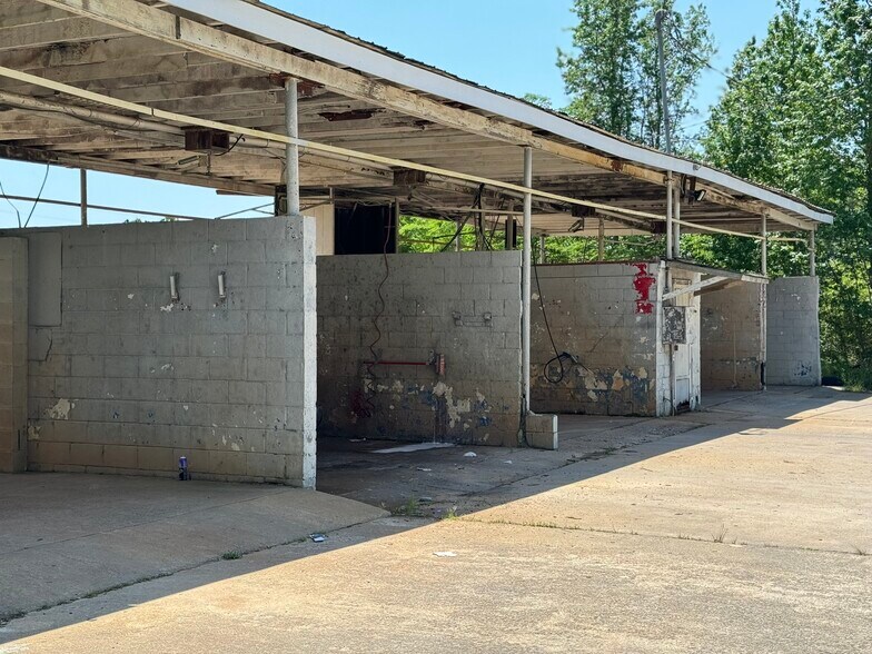 More Photos Of 12765 Augusta Hwy, Sparta Carwash For Sale