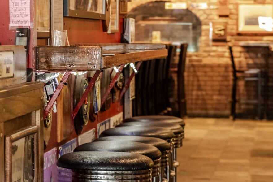 More Photos Of 536 4th St, Bremerton Storefront For Sale