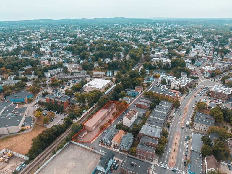 More Photos Of 167 Devon St, Boston Industrial For Lease