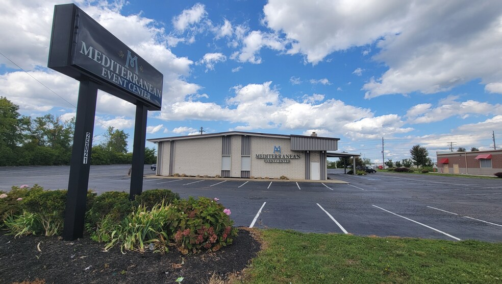 Primary Photo Of 25021 Rockside Rd, Bedford Lodge Meeting Hall For Sale